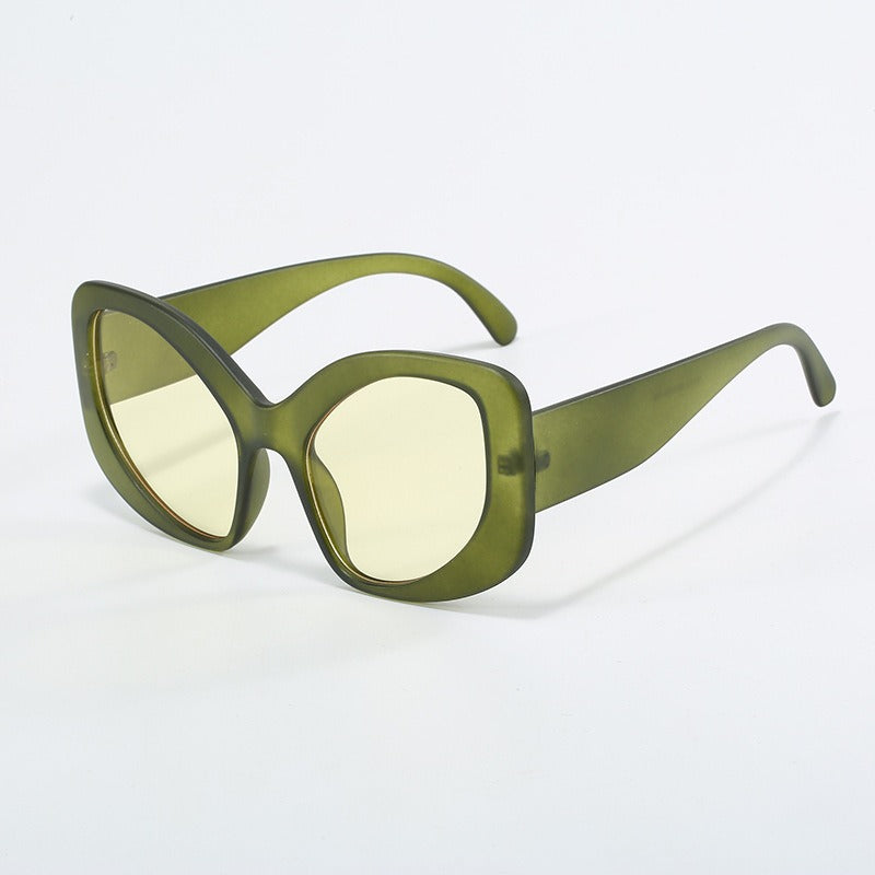 Large frame glasses
